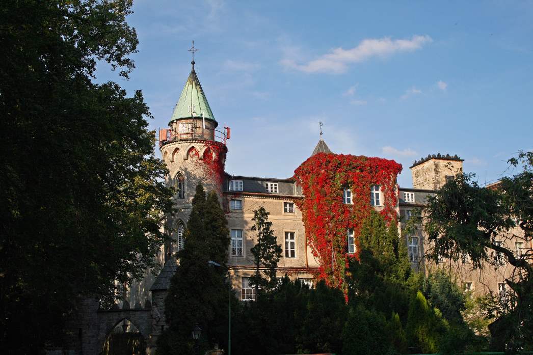 Read more about the article Polanica-Zdrój i zamek Leśna Skała w Szczytnej